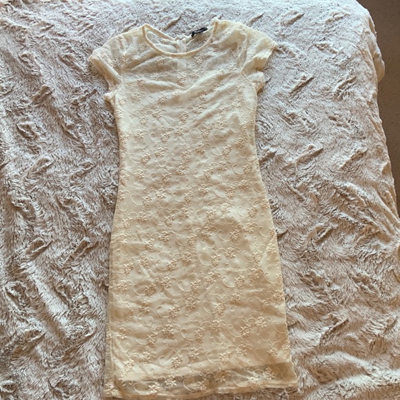 Monteau Dresses & Skirts - Beautifully detailed cream lace dress, size XS. Tags removed, but never worn